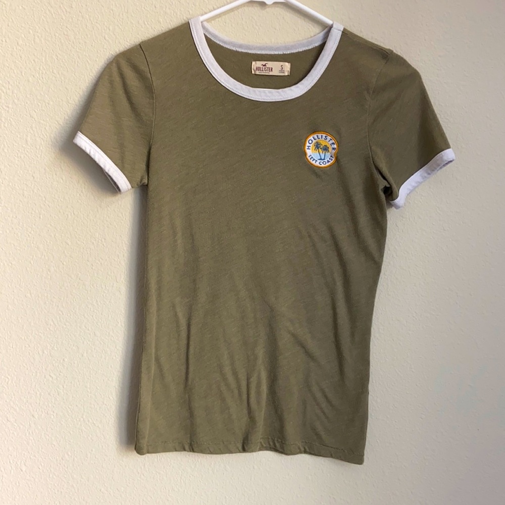 Hollister Tee